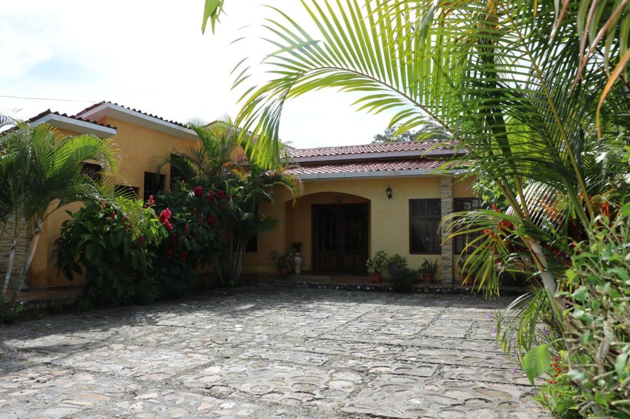 Posada Gema De Copan Санта-Роса-де-Копан Экстерьер фото
