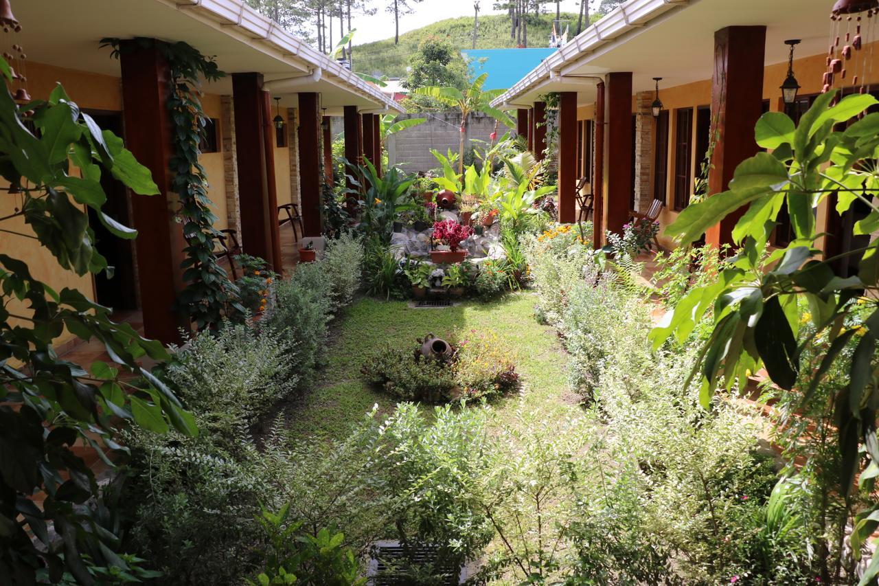Posada Gema De Copan Санта-Роса-де-Копан Экстерьер фото