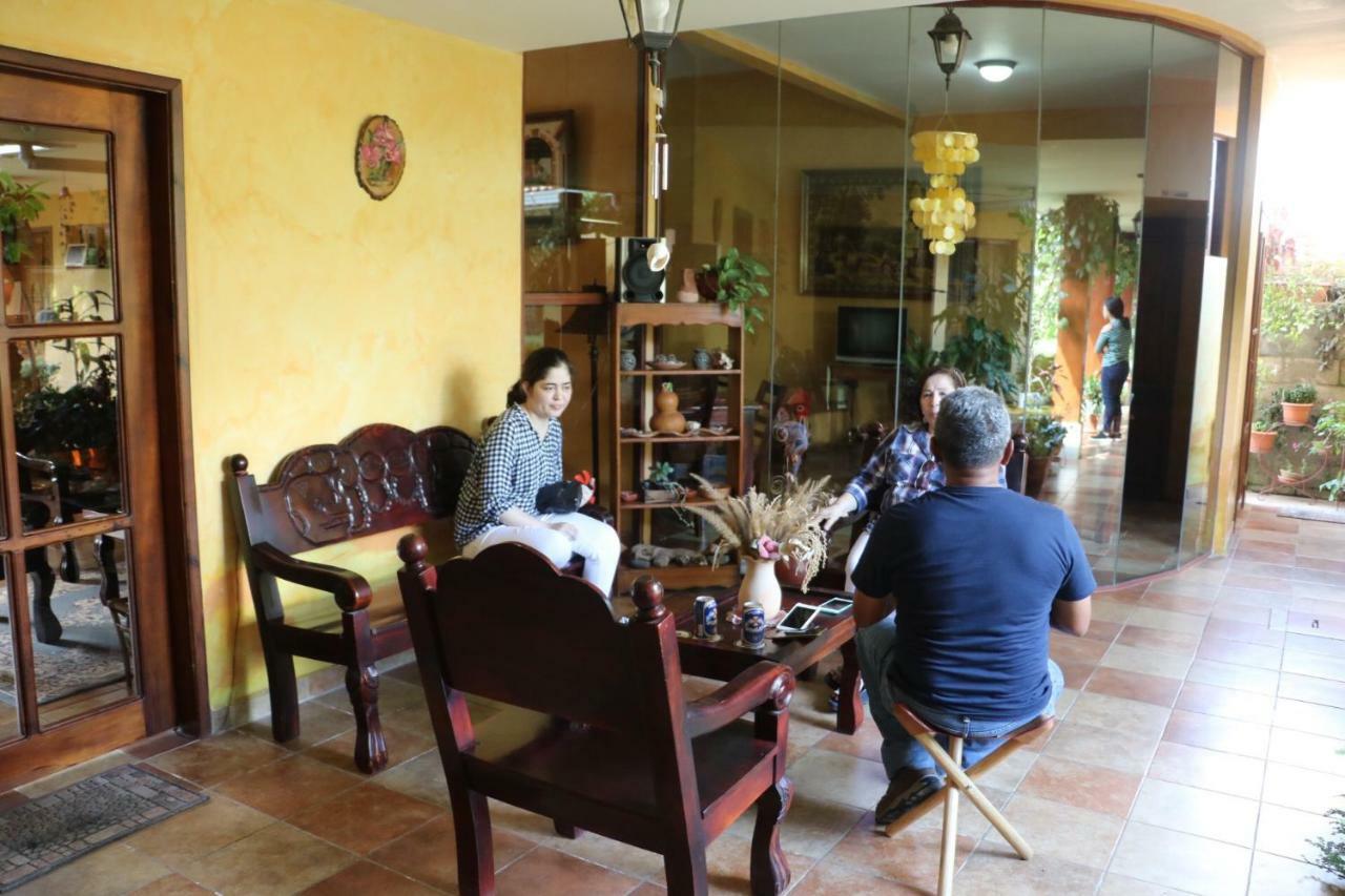 Posada Gema De Copan Санта-Роса-де-Копан Экстерьер фото